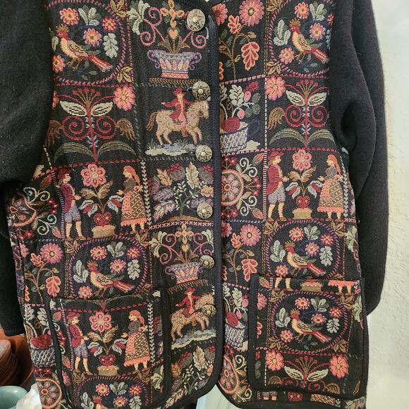 Vitabella Norway Folk Art Tapestry Jacket Storybook Medieval Scene Buttons Small - Picture 9 of 9